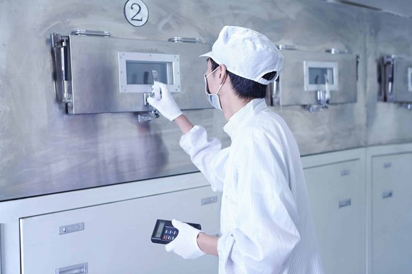 Quels sont les facteurs à considérer lors du choix d'une batterie de remplacement pour un drone professionnel?